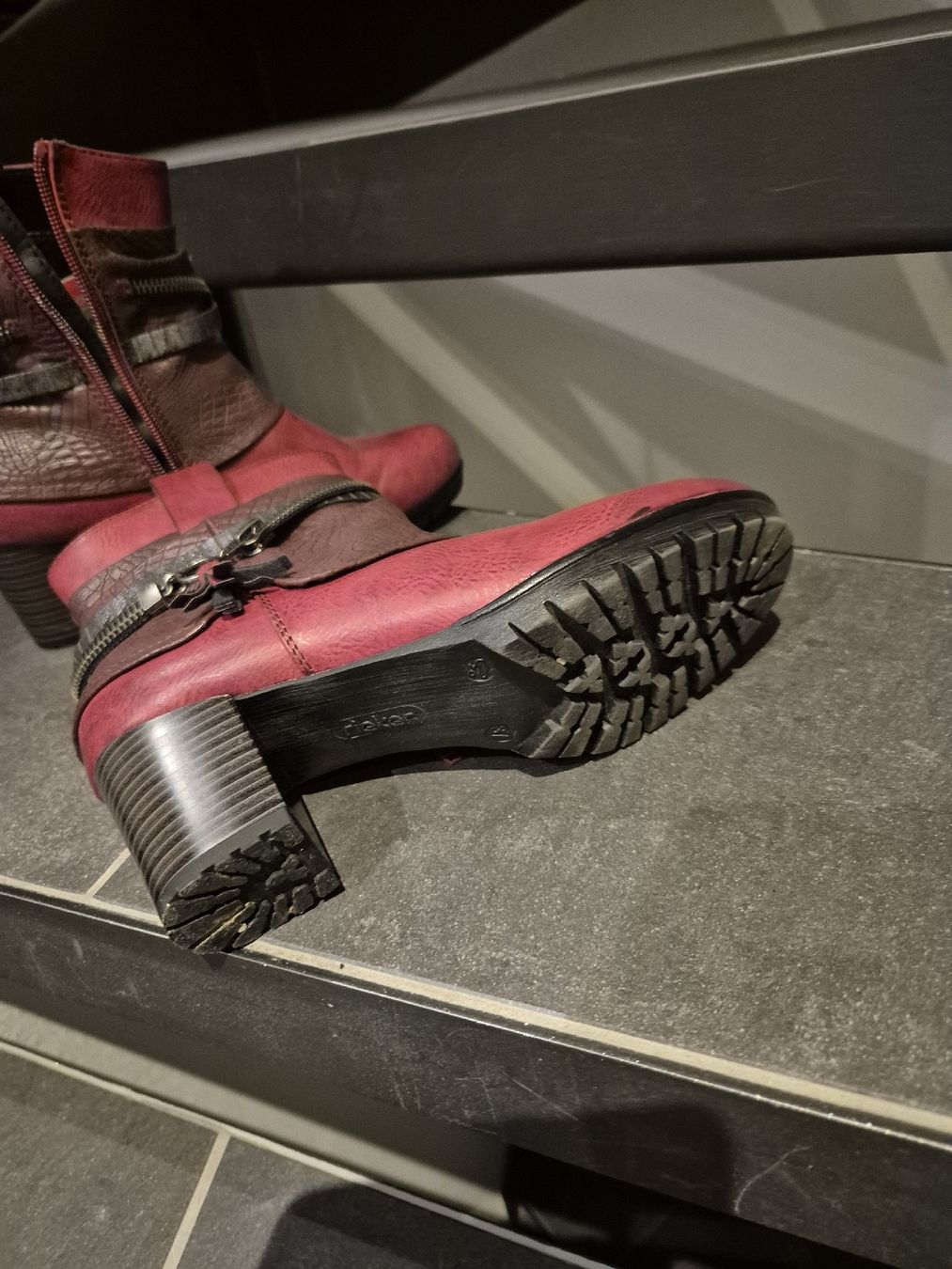 Rieker Scarpe da donna: Stiefelete 37 Rieker – Usato da Würenlingen venduto da kuh33 2
