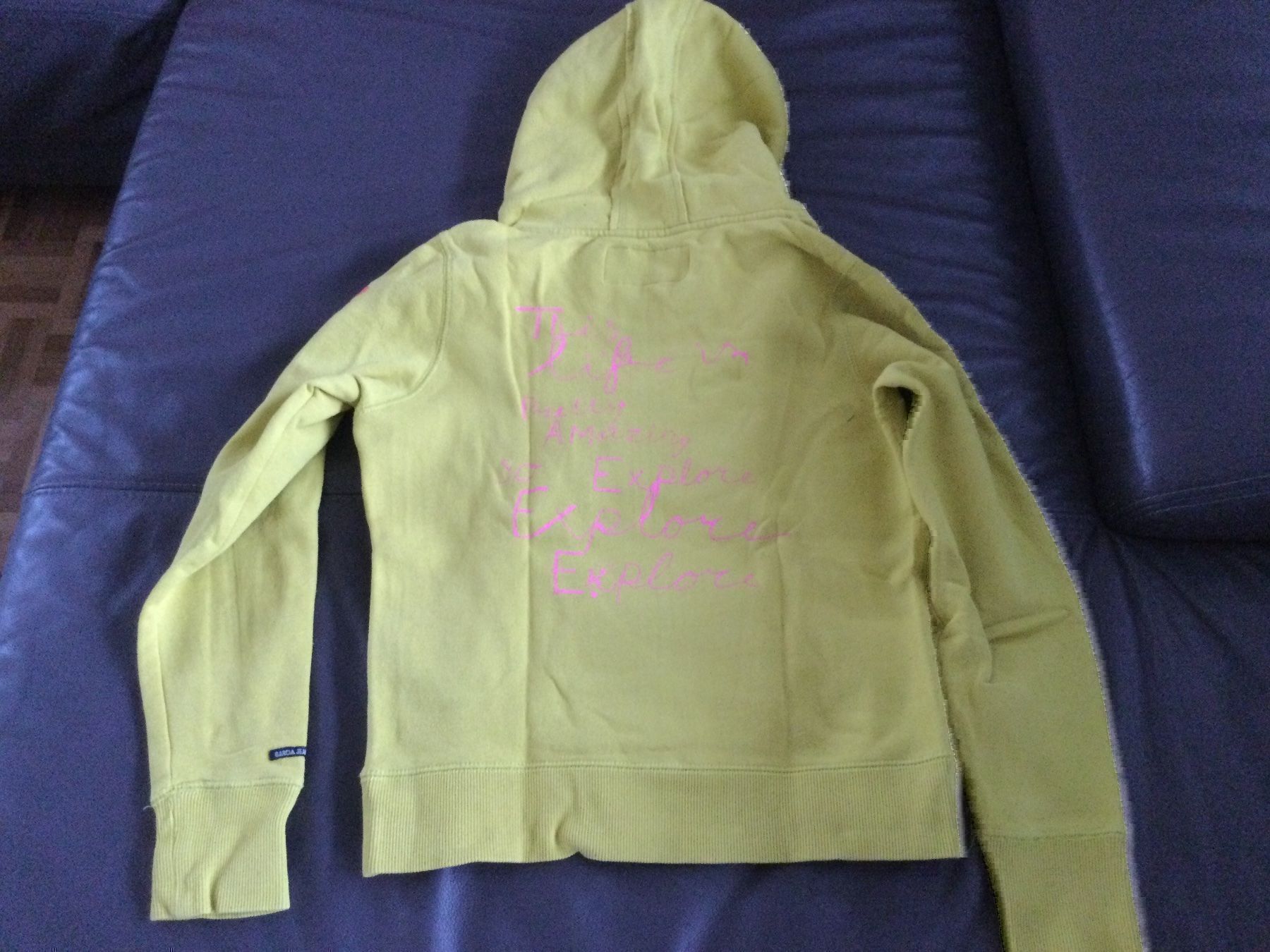 Pullover & Sweatshirts: Sweatjacke Garcia Jeans – Gebraucht aus Horw von Benny017 1