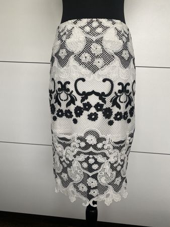 Rock von Lipsy London in Gr. 36 / Midirock