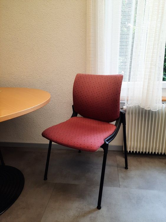 Drei Stühle zu Verschenken Kaufen auf Ricardo
