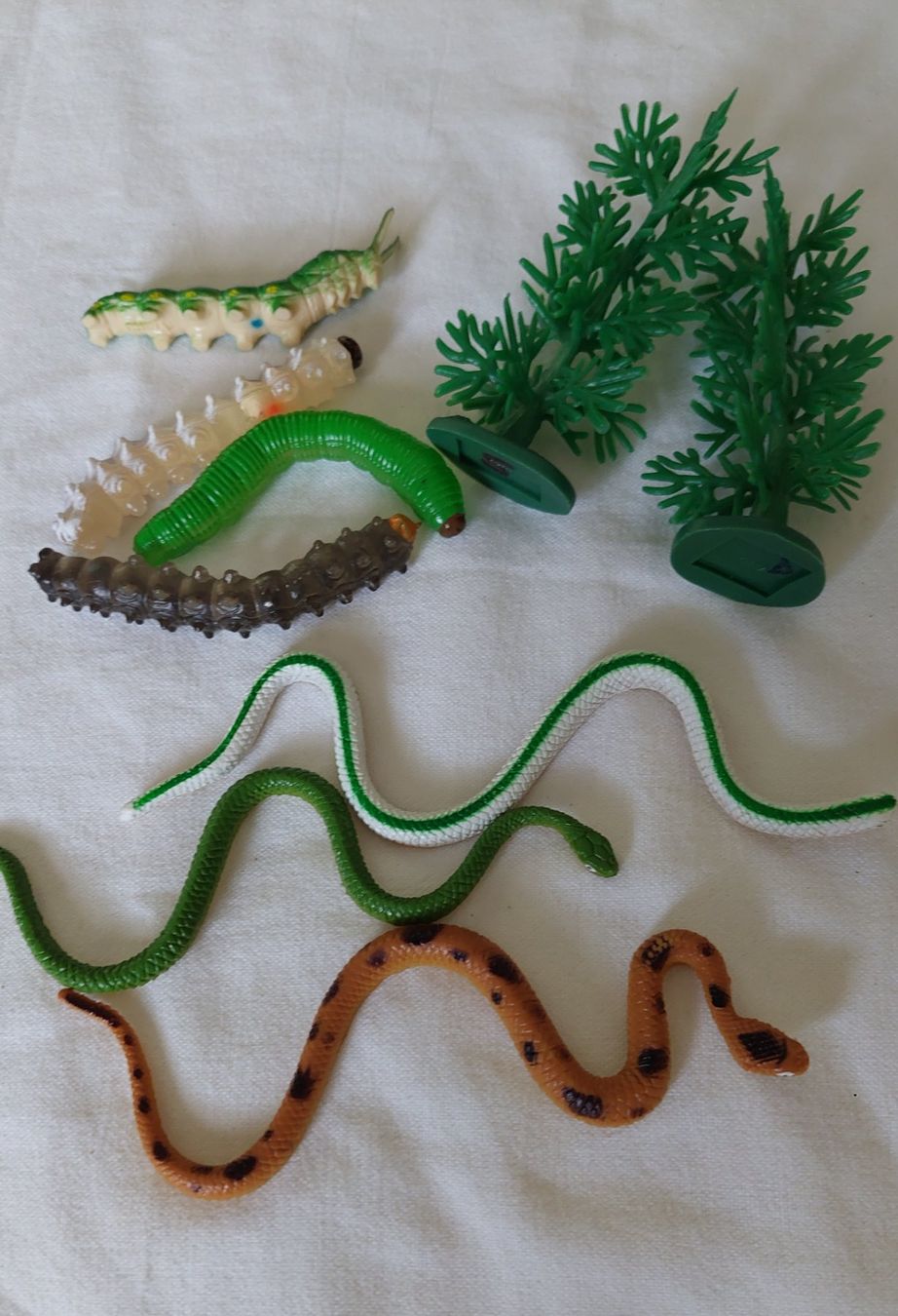 Jouets: viele Insekten – D'occasion à Uitikon Waldegg par Smeragol 4