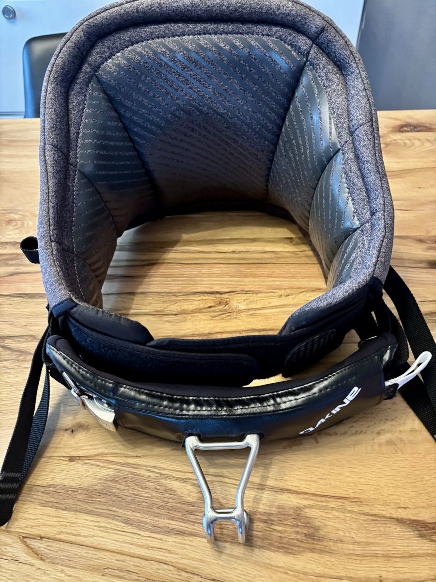 Dakine Sport dell'aria & Aquiloni: Kite-Trapez XL – Usato da St. Gallen venduto da han_7nq6 2