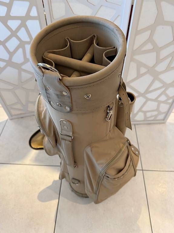 Borse: Golfbag in Farbe beige – Usato da Hergiswil NW venduto da salescreative 1