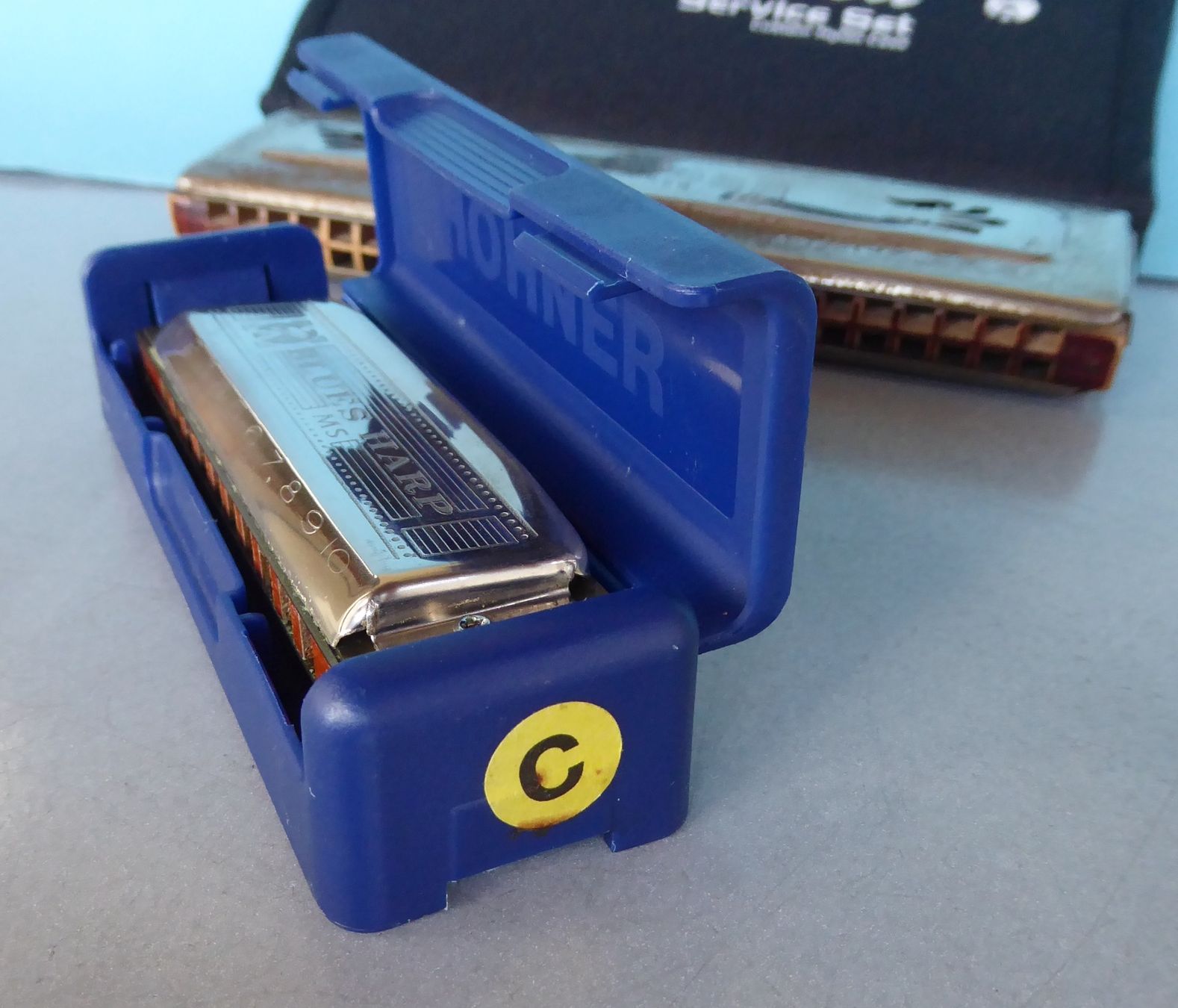 Hohner Strumenti musicali: HOHNER Harmonica Service Set + 3 Mundharmonicas – Usato da Baden venduto da goodkarma 5