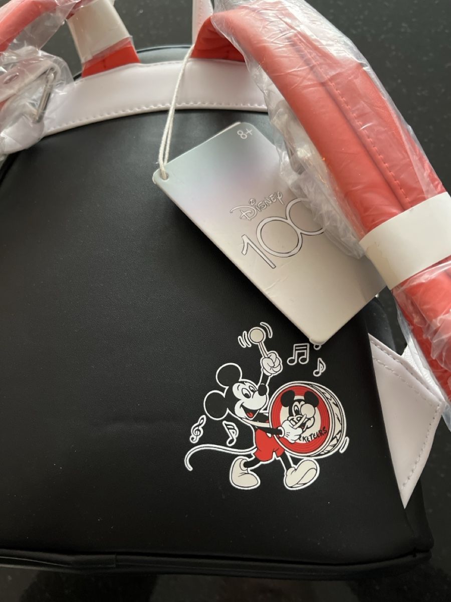 Loungefly Rucksäcke: Sac loungefly Disney 100 ans – Neu und originalverpackt aus Yverdon-les-Bains von vin_95zk 4