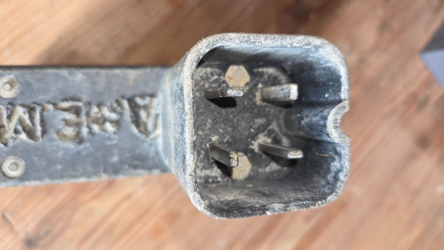 Spine: Dopelstecker CMC 16A 4 Polig – Usato da Basadingen venduto da Schmid 2