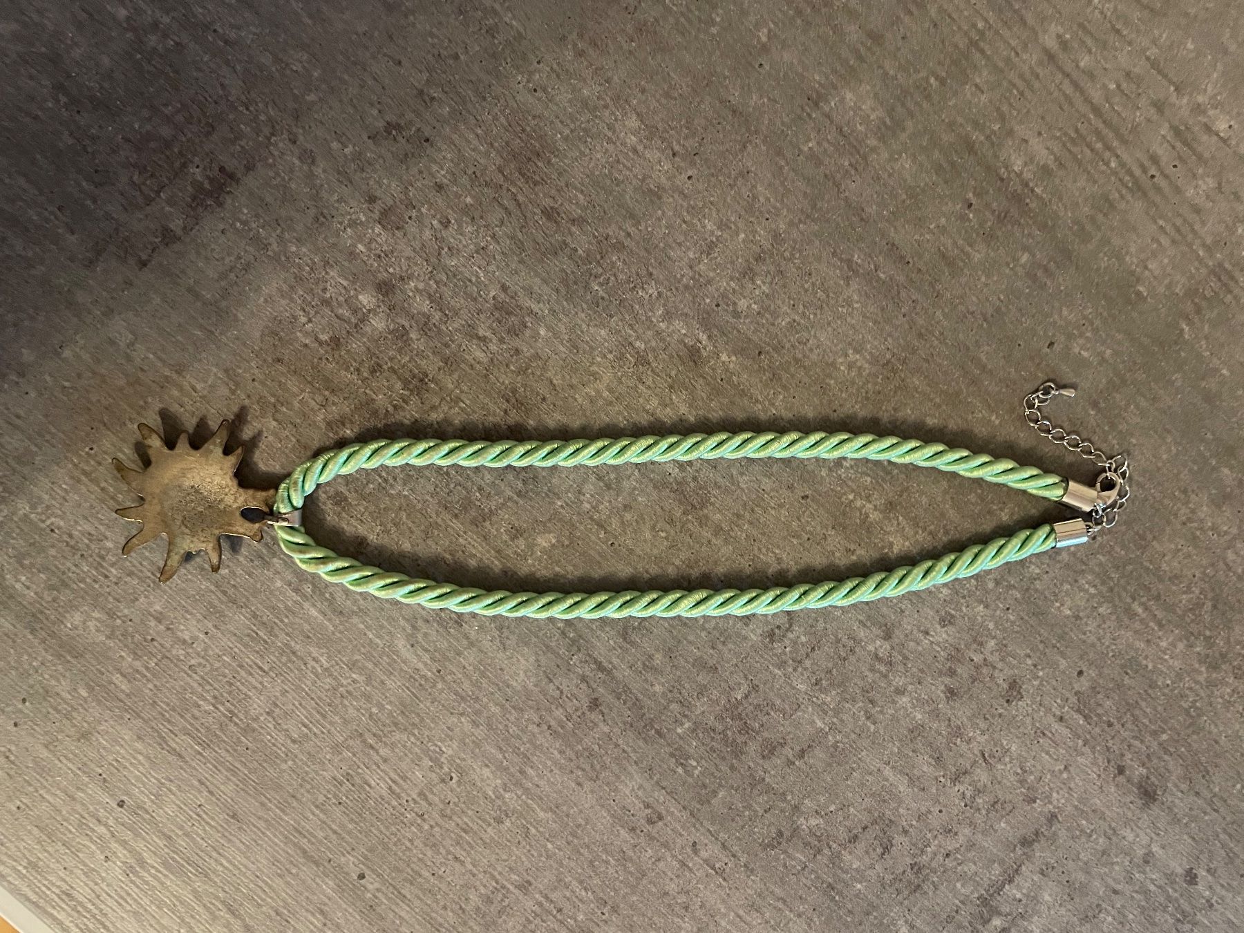 Ketten: Dirndlschmuck / Kette – Gebraucht aus Niederbüren von 9632 1
