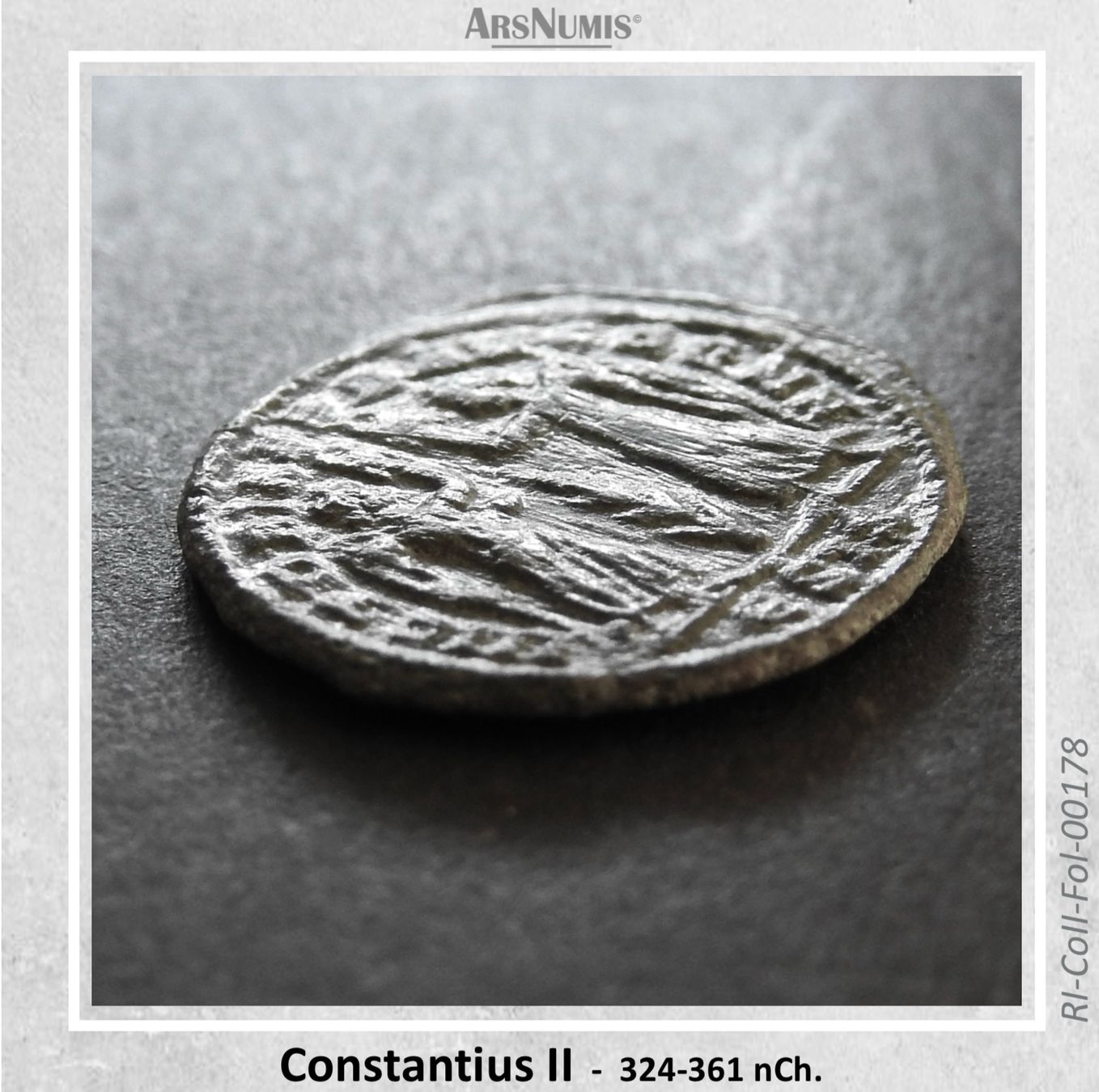Tutti le monete: Antike römische Münze / Constantius II / 324-361 nCh. – Usato da Oberwil b. Zug venduto da ArsNumis 3