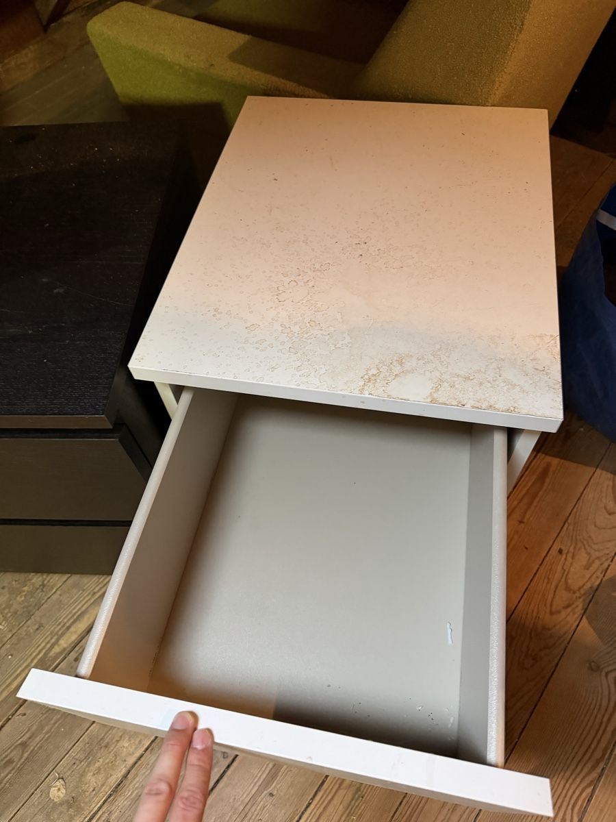 Ikea Comodini: Ikea Schränkchen, Nachttisch, – Usato da Zürich venduto da noa_sk5x 1