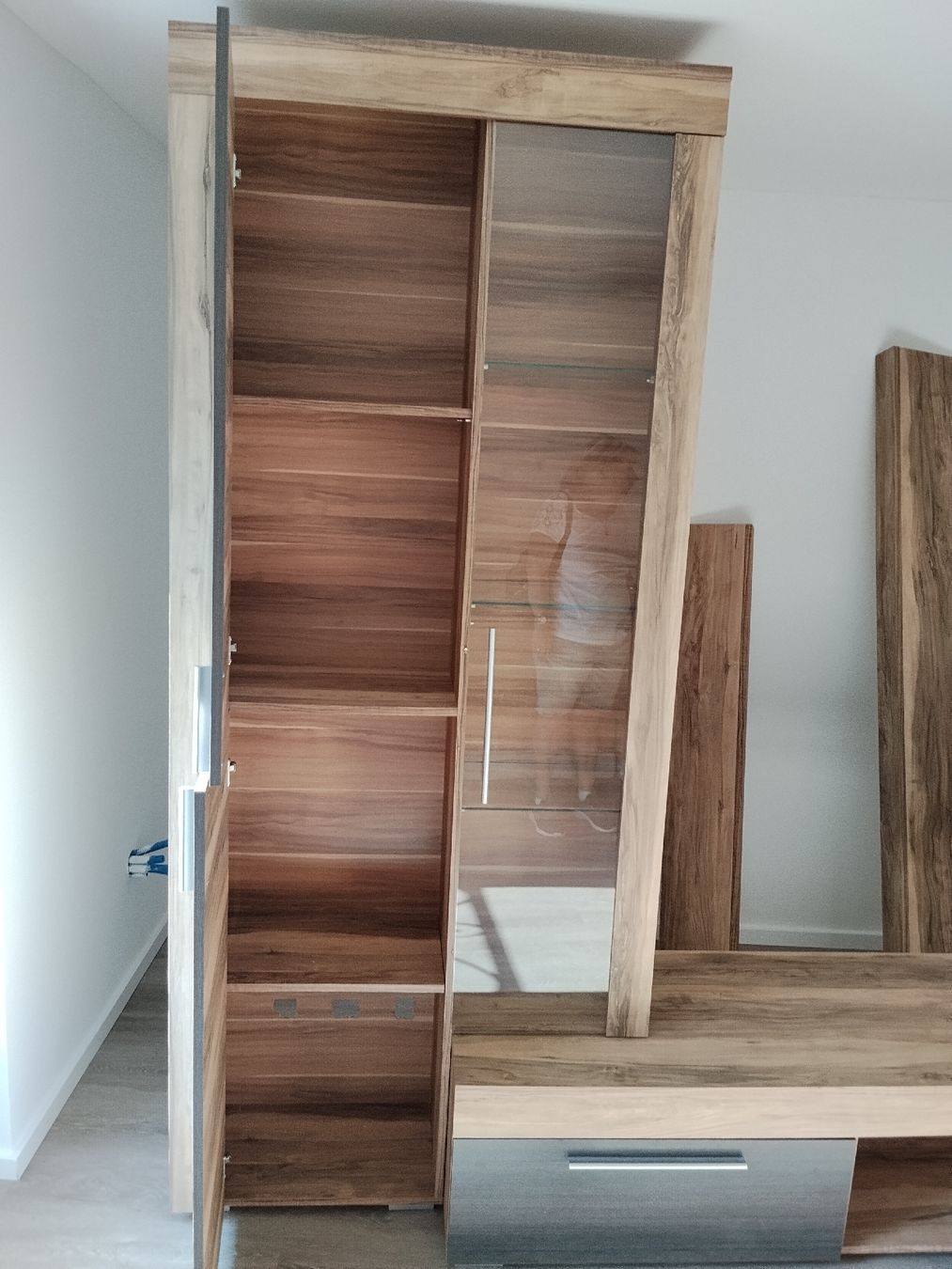 TV Möbel: bellissimo mobile moderno – Gebraucht aus Olivone von ris_9h5b 2
