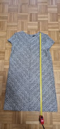 Kleid Zara Grösse S kurzarm gemustert guter Zustand