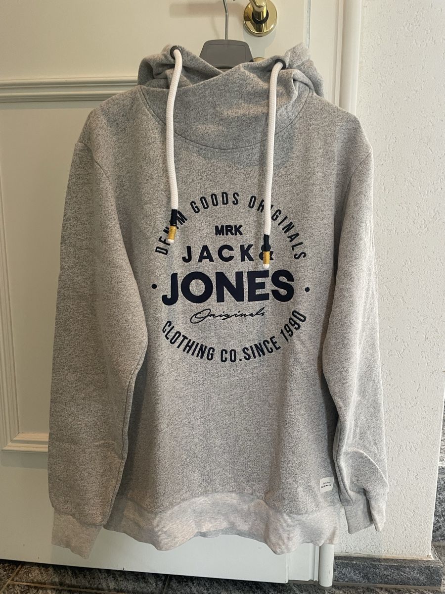 Jack & Jones Maglioni & Felpe: Jack & Jones Grey Hoodie - Warm & Stylish – Usato da Waedenswil venduto da Paps04 1