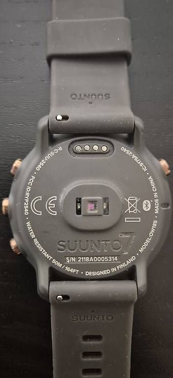 Smartwatch: Suunto 7 Smartwatch  Graphite Copper Top Zustand – Usato da Grossdietwil venduto da gwalchafed 1