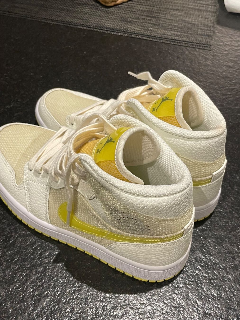 Jordan Scarpe da uomo: Jordan Air 1 Mid SE - lemon/white – Usato da Dübendorf venduto da ja-m 4