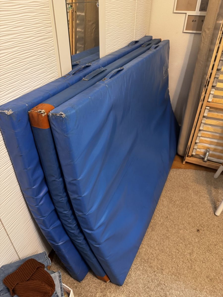 Bodenmatten:  Turnmatten blau gebraucht – Gebraucht aus Zürich von jennara 4
