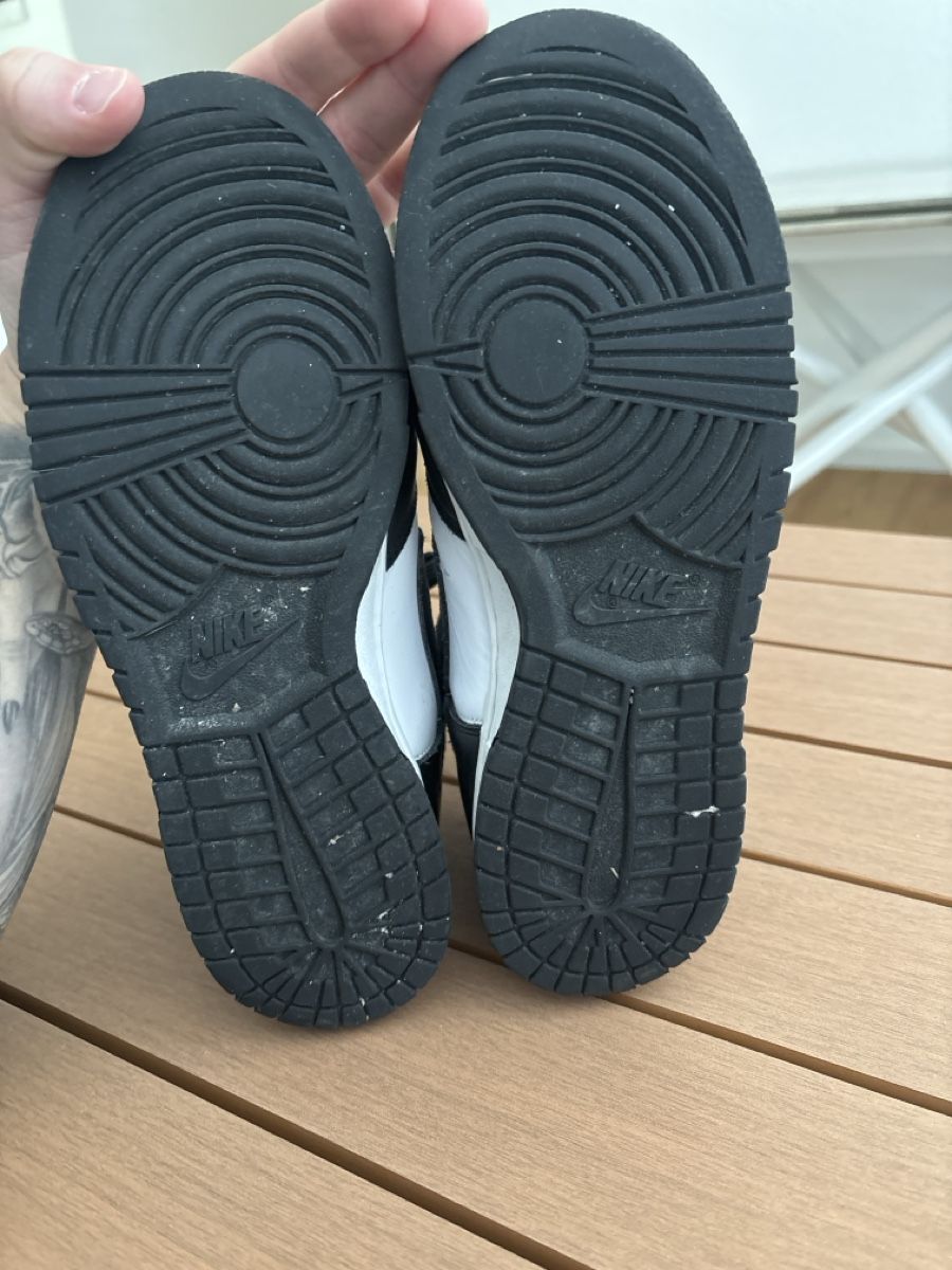 Nike Scarpe da uomo: Nike Dunk High Panda Size 41- ab CHF 1.- – Usato da Weiach venduto da rupi91 1
