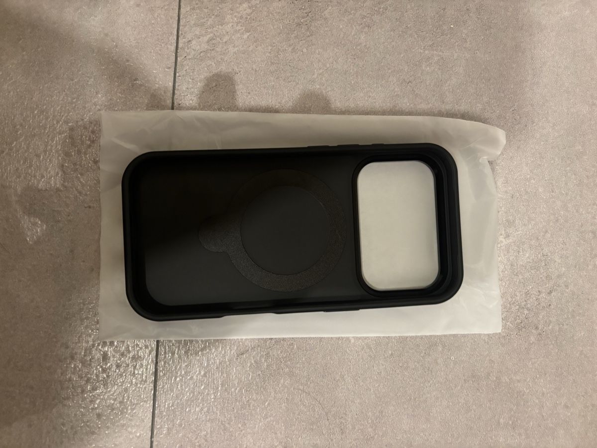 Covers & Schutzfolien: LUXEON CASE iPhone 17 Pro schwarz Ring neu – Neu und originalverpackt aus Dachsen von therealstuff_777 2
