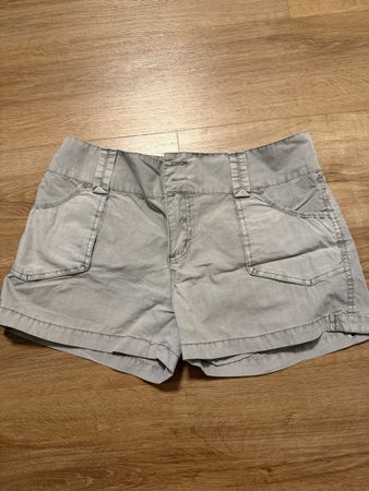 Sommer-Shorts, hellgrau, Gr. XS & bequem!