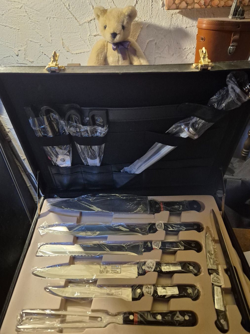Coltelli da cucina: Küchenmesserset – Usato da Dänikon ZH venduto da Airpower 1
