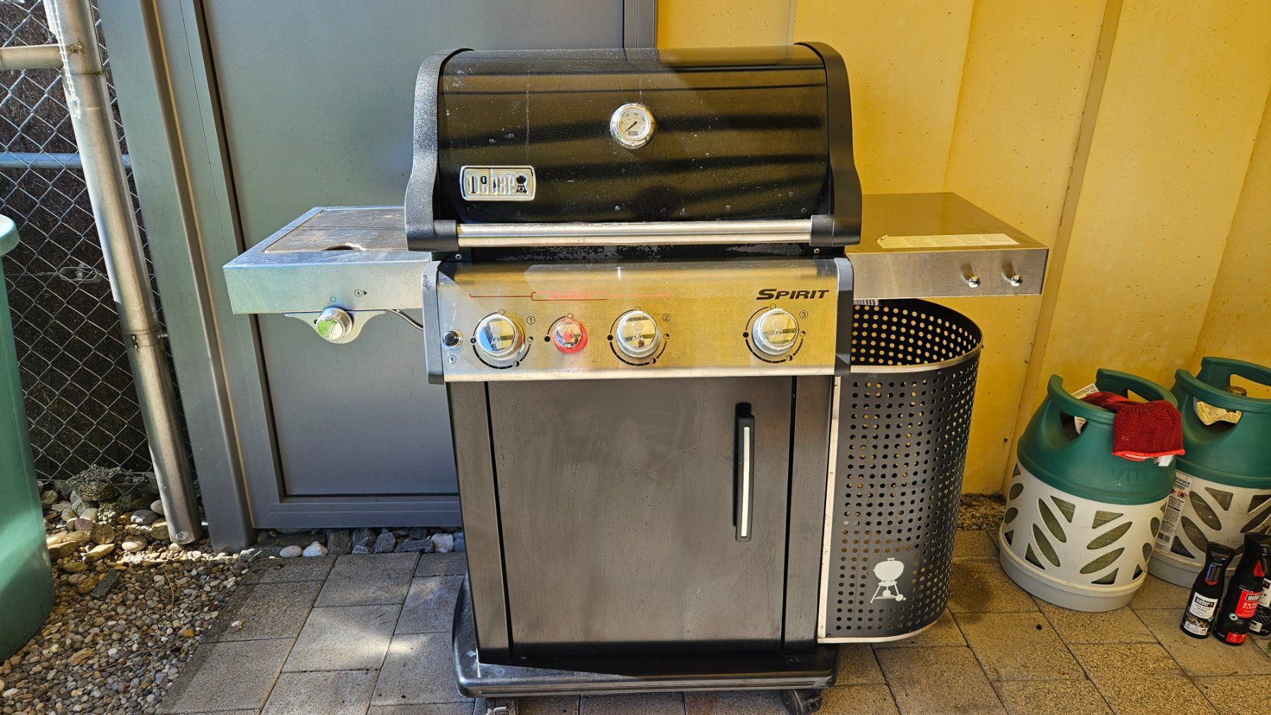 Griglie: Weber Spirit Grill mit Abdeckung – Usato da Wila venduto da Spanxx