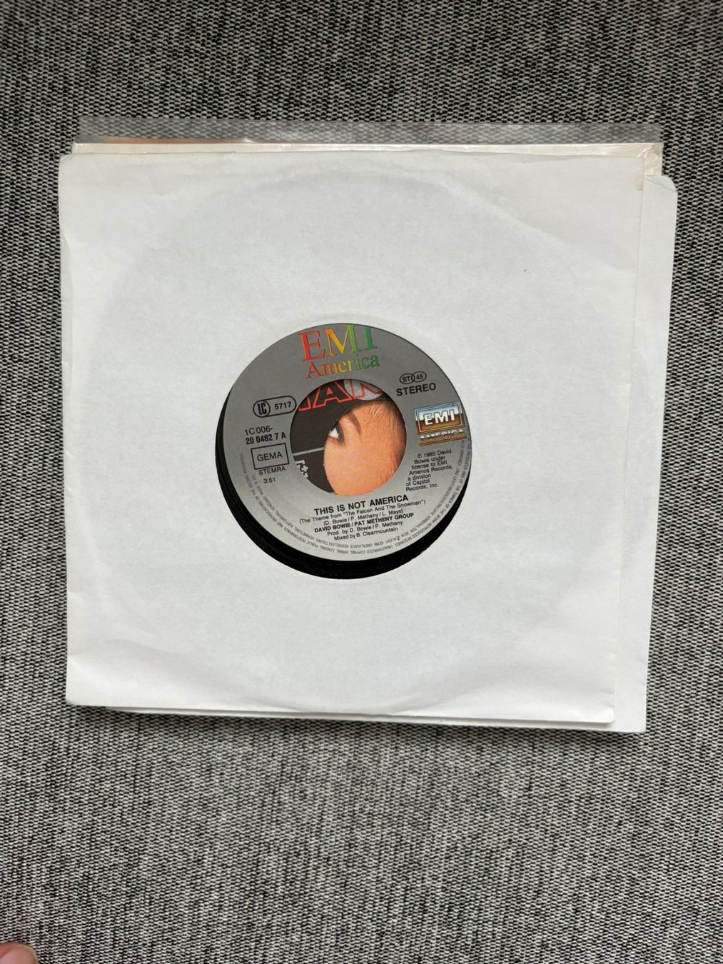 Dischi in vinile: David Bowie - This Is Not America – Usato da Zofingen venduto da Bigron