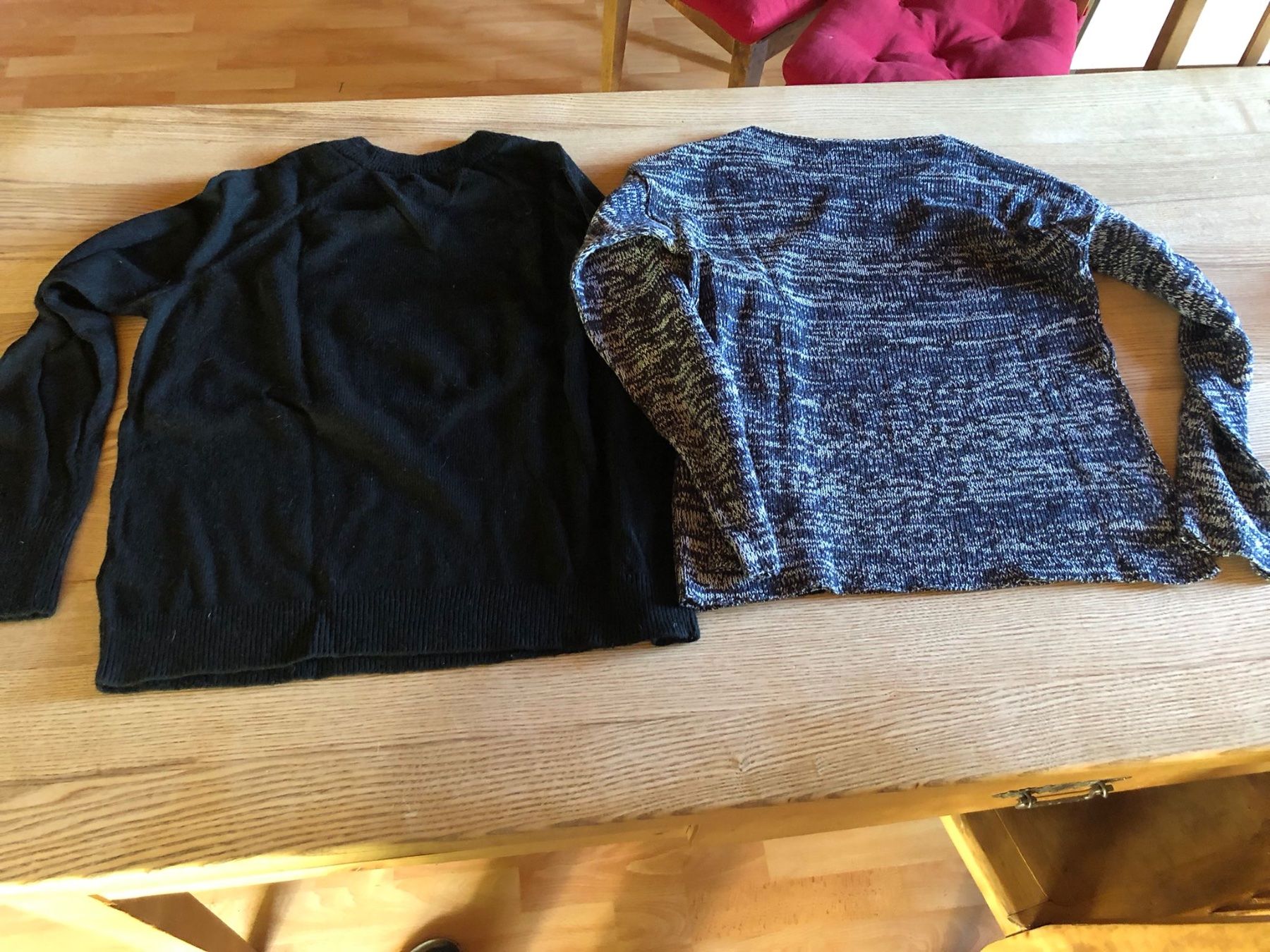 Maglioni & Felpe: 2 hübsche Damenpullover Gr. M – Usato da Röschenz venduto da Tashroal 6
