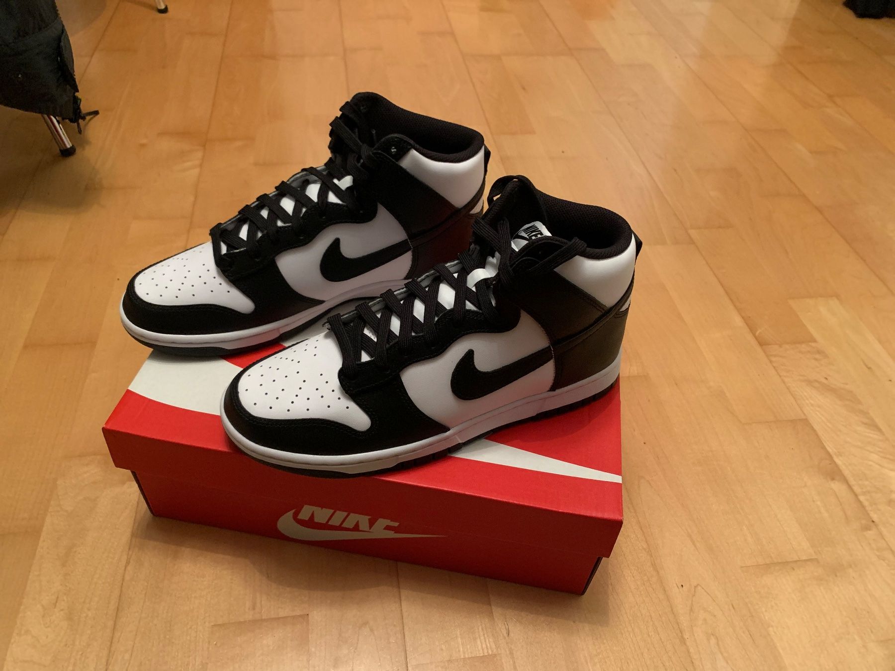Nike Herrenschuhe: Nike Dunk Hi 42 – Neu und originalverpackt aus Wallisellen von ntroulis80