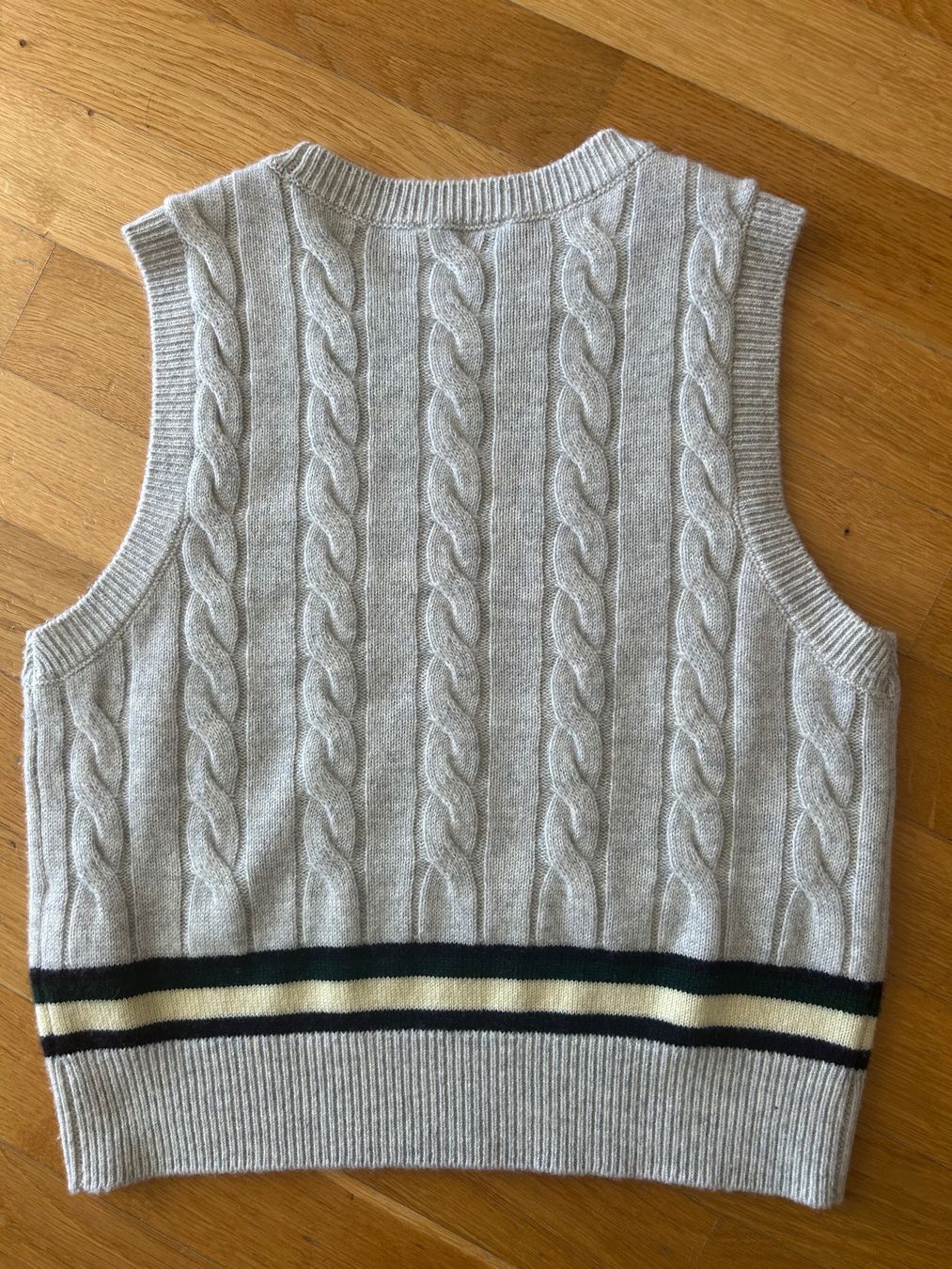 Sandro Maglioni & Felpe: Débardeur Sandro cachemire - Taille 1 – Usato da Solothurn venduto da MO_C23 1