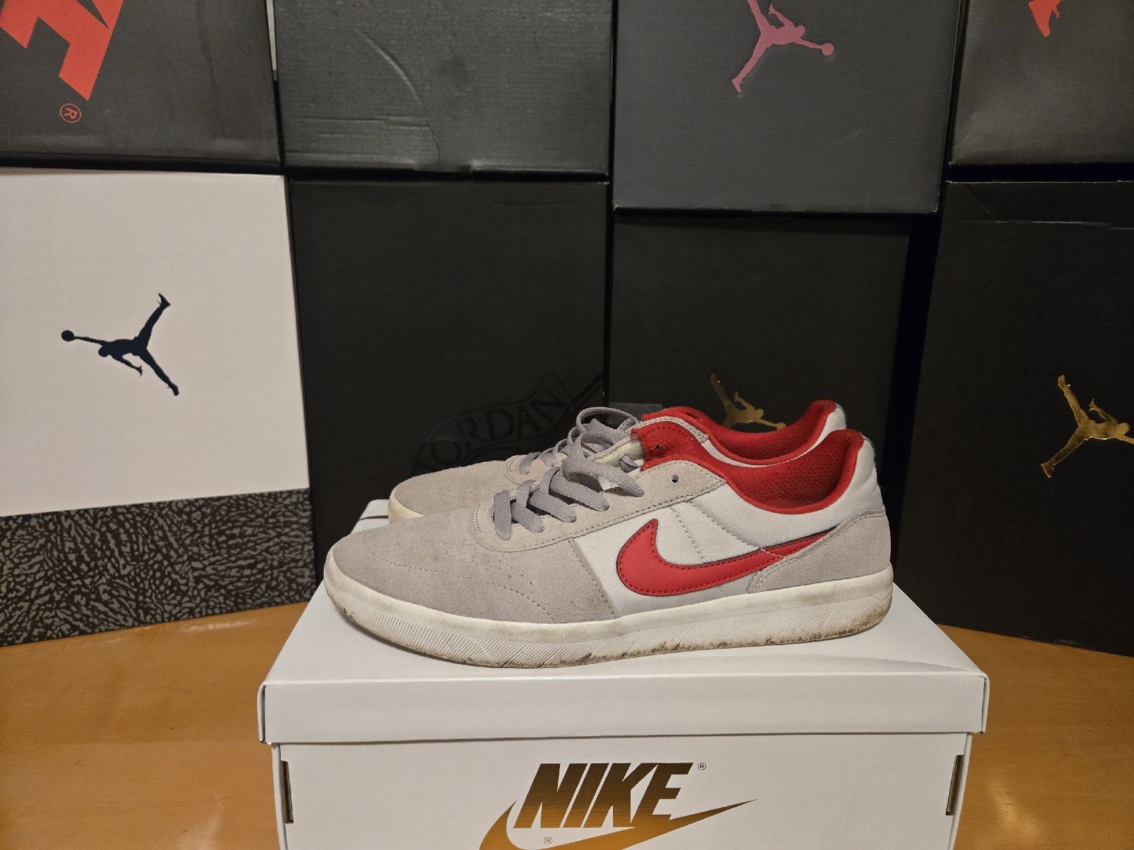 Nike Scarpe da uomo: Nike SB Team Classic Gr. 44 – Usato da Winterthur venduto da SneakersLeo