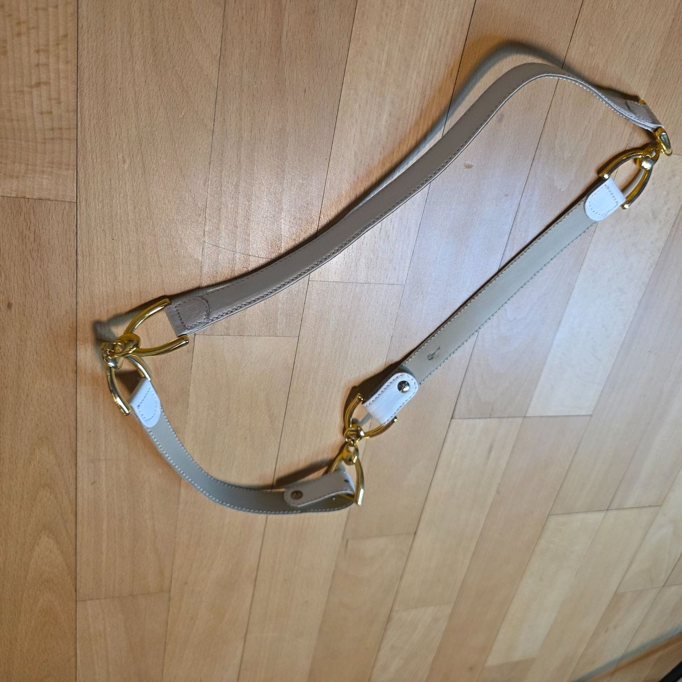 Cinture: Weißer Ledergürtel Gr. 74 Gold – Usato da Wald ZH venduto da CapLux 1