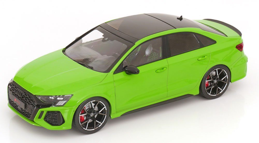 Audi RS3 Limousine 8YA seit 2022 hellgrün / schwarz 1:18 (Neu und ...