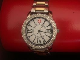 Montre Swiss Made,  neuve, strass