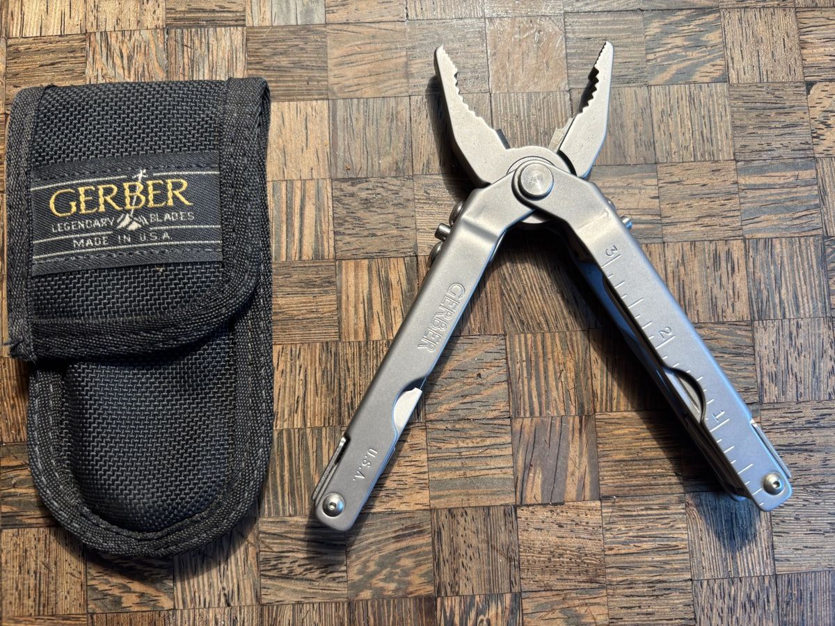Gerber Tous les outils: Gerber Multitool Multitool mit Etui Made in U.S.A. – Neuf (Voir description) à zürich par firle-fanz 1