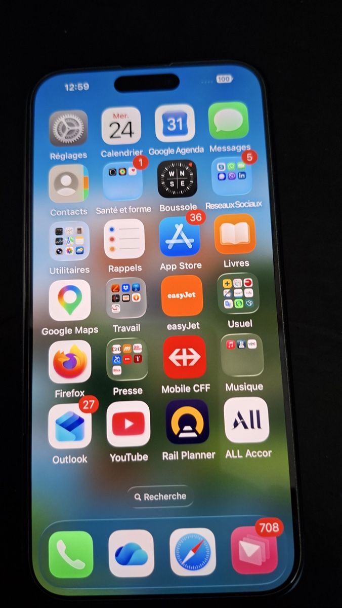 Apple Telefoni cellulari / Smartphones: iPhone 15 Plus, Noir, 93% batterie, 128GB – Usato da Sion venduto da papette