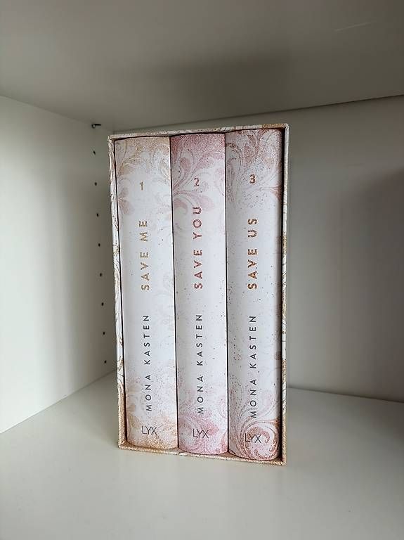 Libri: Maxton Hall Schuber – Usato da Birsfelden venduto da beg_pyx6