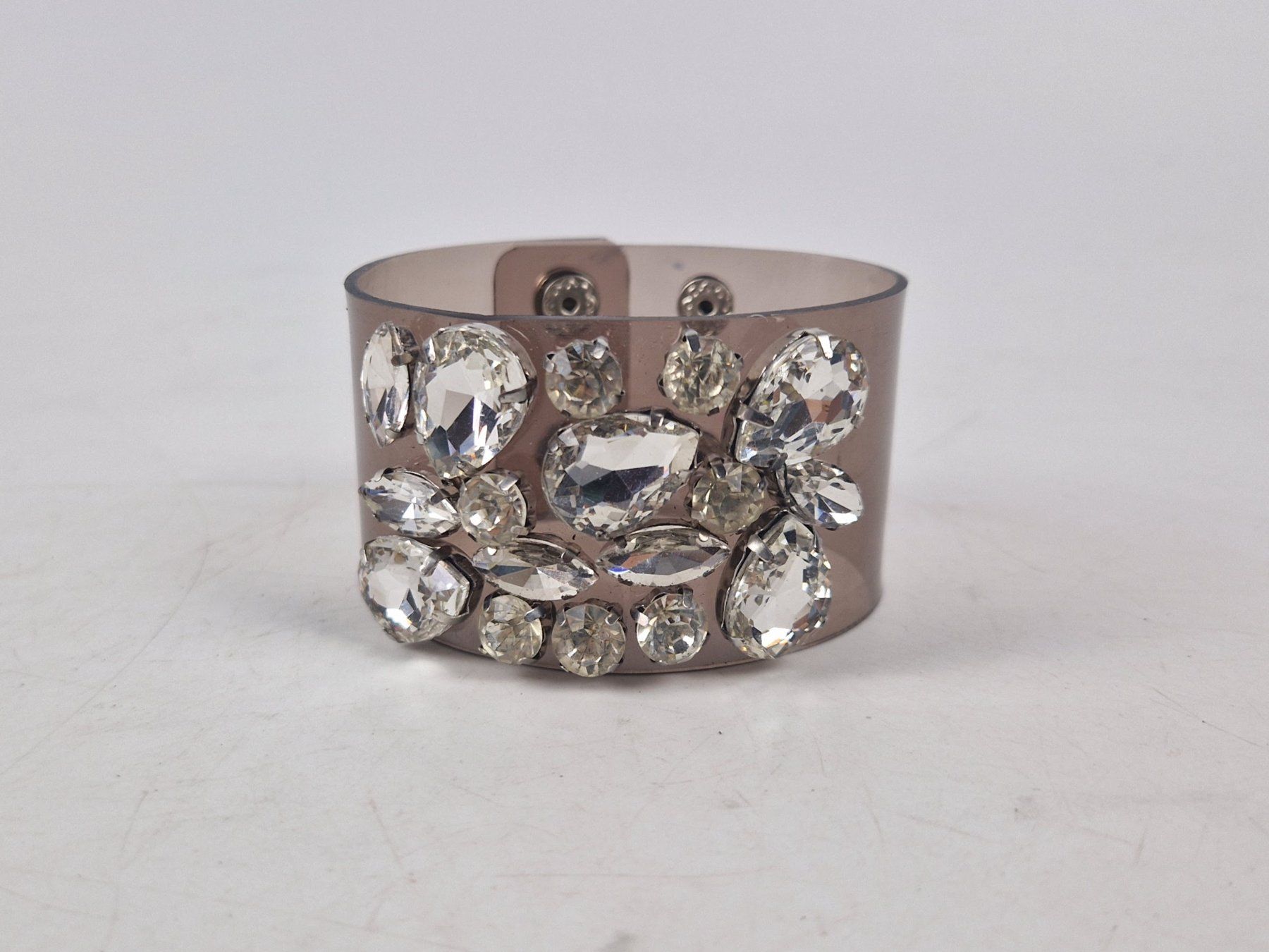 Armbänder & -reifen: Armband Modeschmuck transparent mit Srassensteinen – Gebraucht aus Muhen von Restwert_Muhen 1