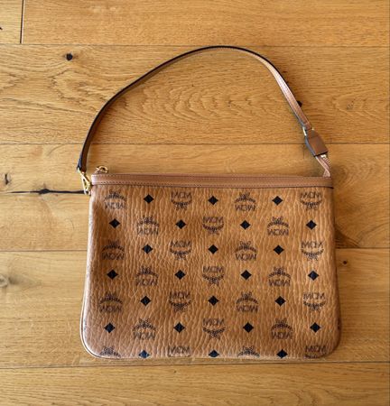 MCM Tasche Cognac Leder monogramm braun Clutch Handtasche So