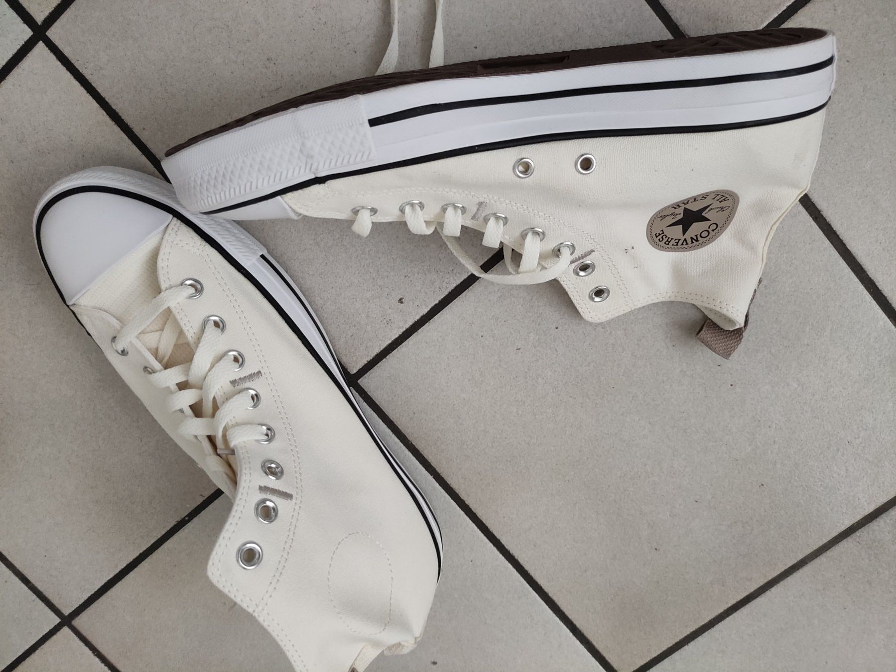 Herrenschuhe: Neu Converse All Star gr 43 – Neu und originalverpackt aus Dagmersellen von L.Ga.
