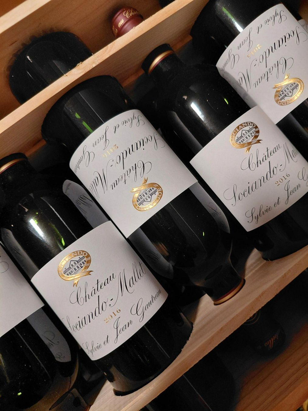 Vino: Château Sociando-Mallet 2016 – Nuovo e nell'imballaggio originale da Renan BE venduto da Epicurien0017 2