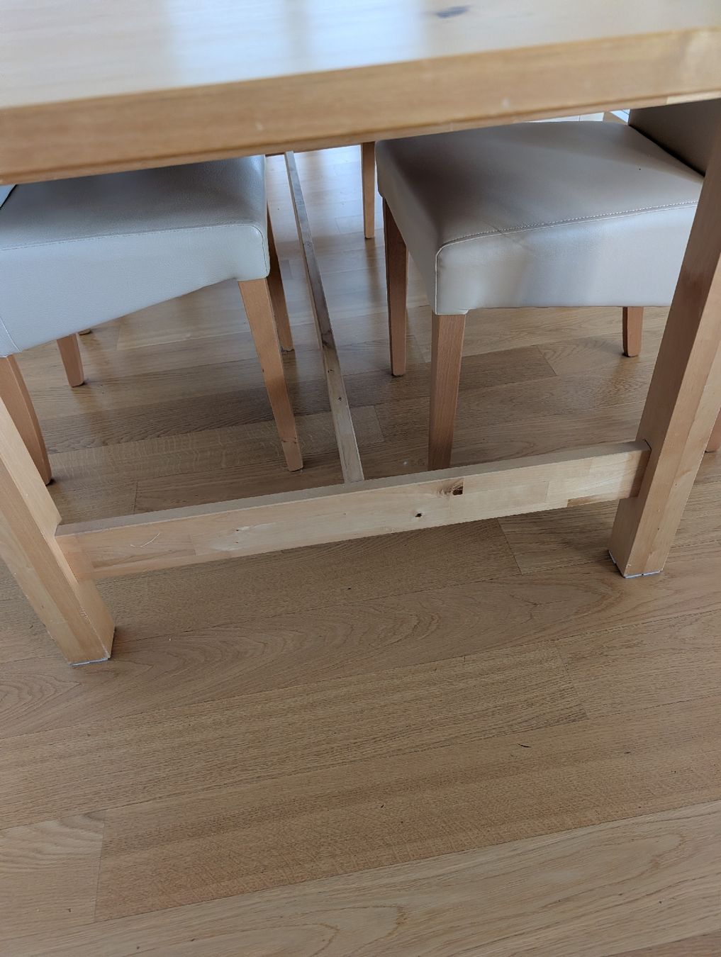 Set di tavolo e panche: Holztisch inkl. 4 Stühle – Usato da Honau venduto da untenoben86 7
