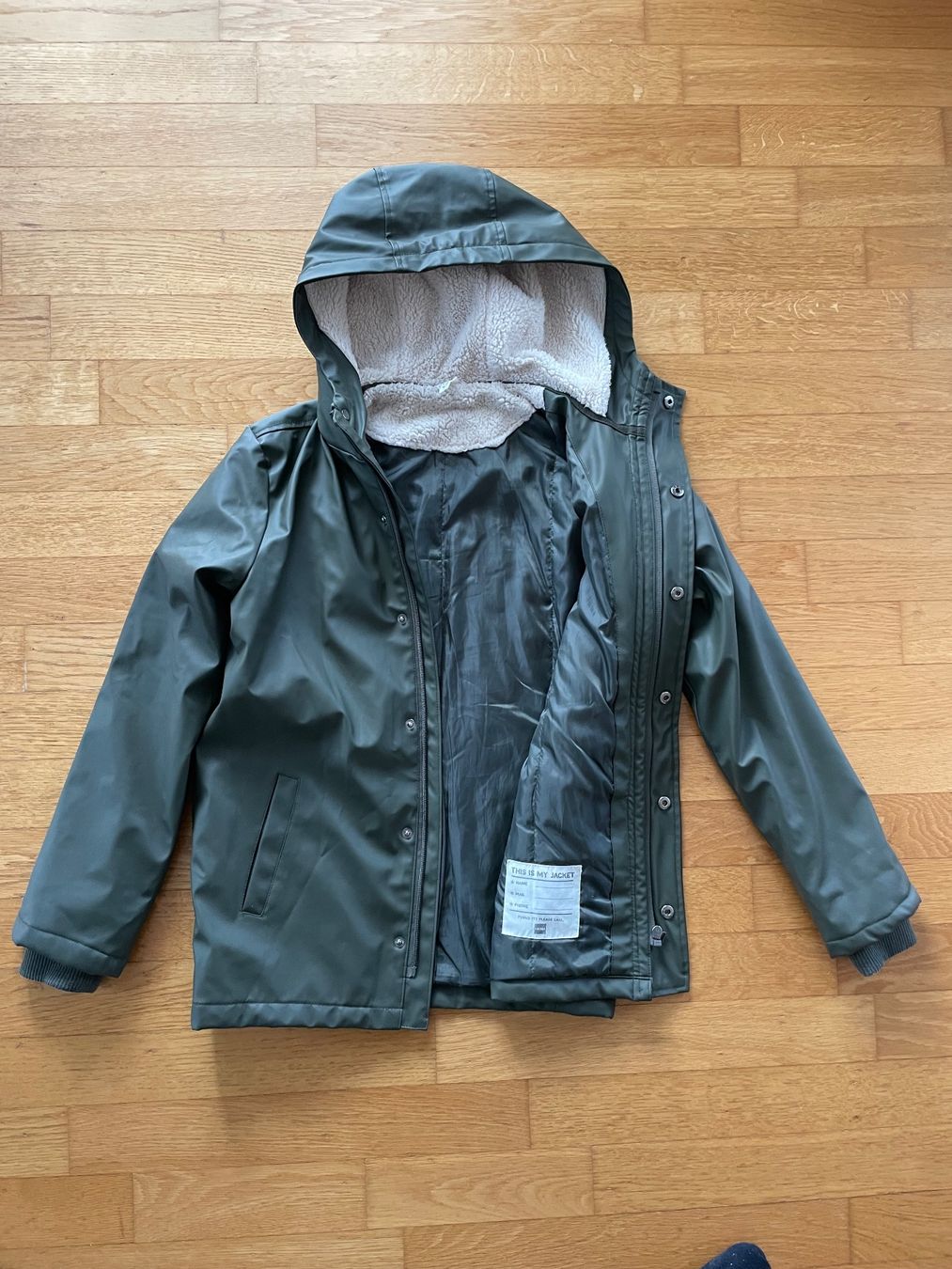 Giacche & Cappotti: Gefütterte Regenjacke 158/164 – Usato da Jona venduto da Eve10 1