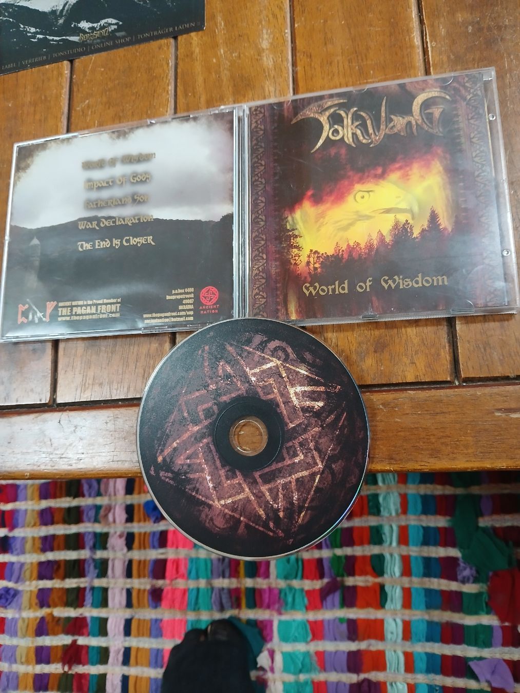 CD: folkvang- world... – Usato da St-Cergue venduto da VeganWarrior