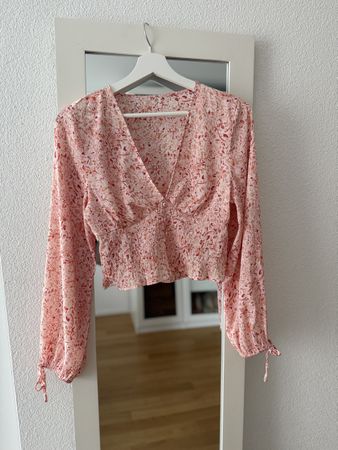 Sommerliche Bluse, Grösse XS/S, Top Zustand