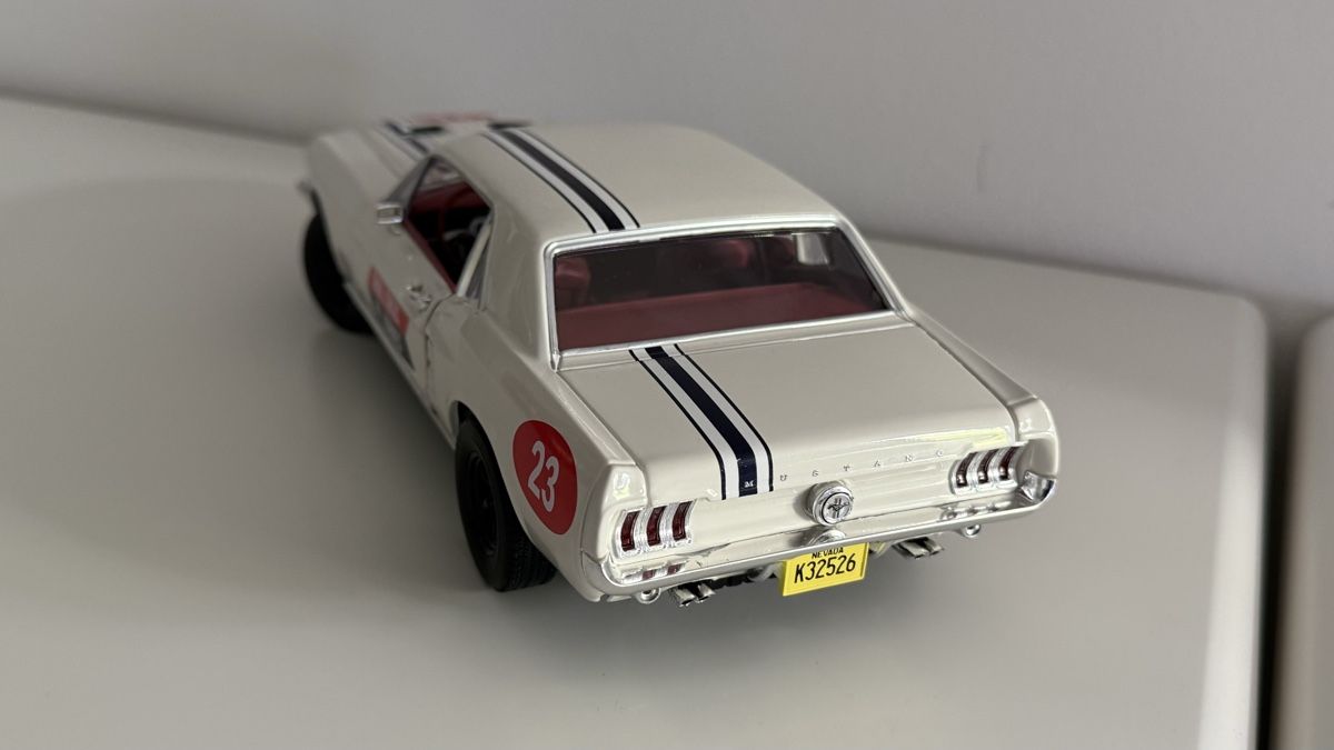 Ford Modellini d'auto: Ford Mustang Coupe 1967,Thrill Circus ! – Usato da Basel venduto da Zomeg 3