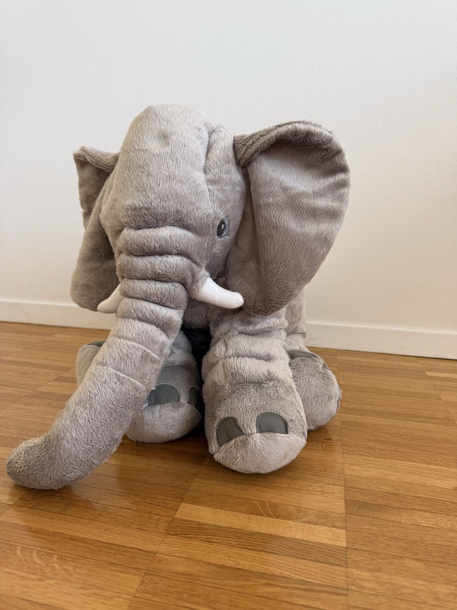 Ikea Giocattoli: Peluche éléphant  – Usato da Monthey venduto da sen_6ckr 2
