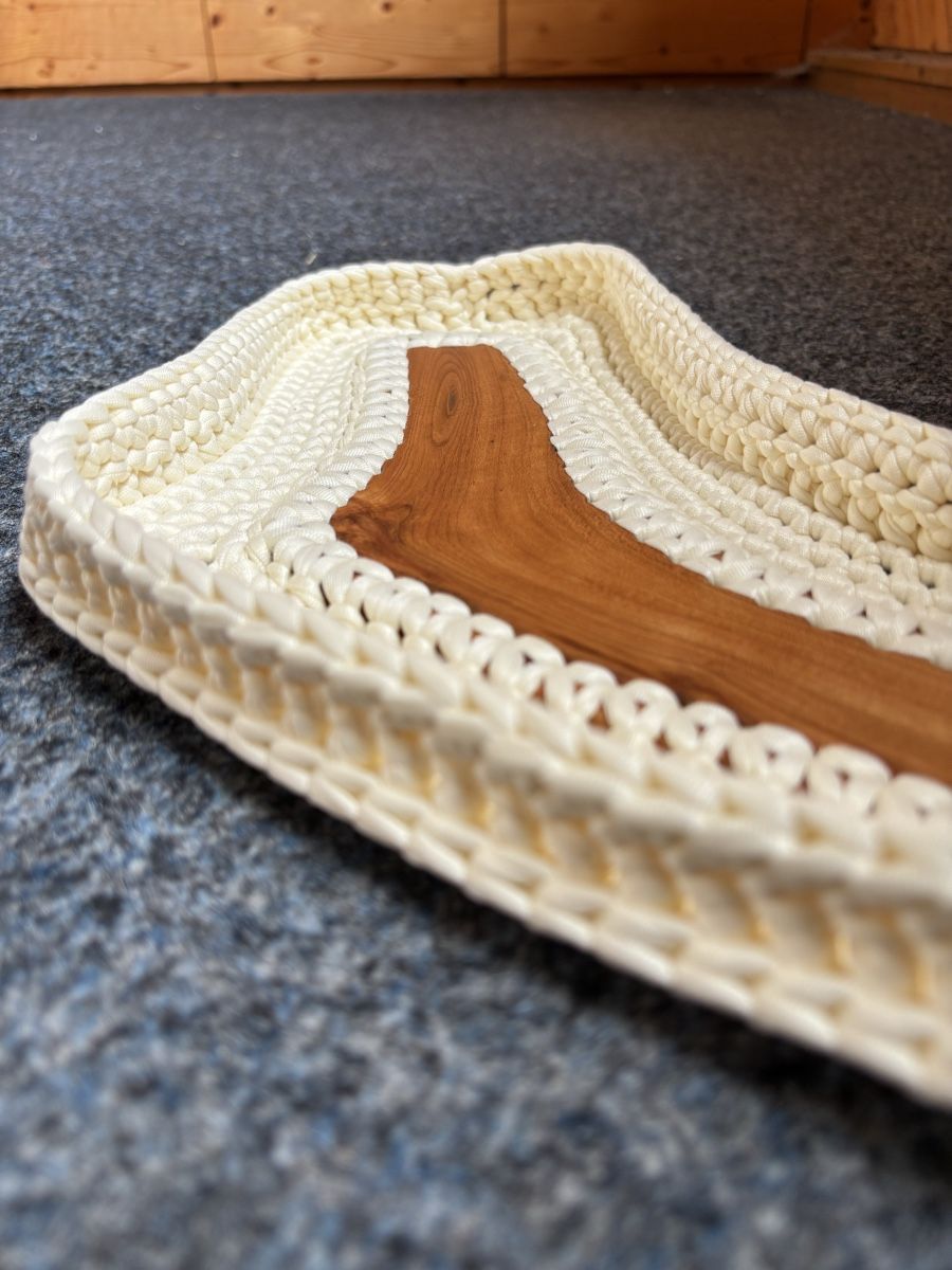 Tutte le decorazioni: Edle Designer Häkel-Schale mit echtem Kirsch-Ast-Holz – Nuovo (secondo la descrizione) da Bichwil venduto da VintaCraftStudio 2