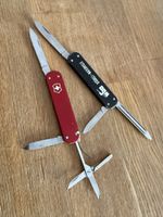 2 Antike Victorinox Victoria Taschenmesser Elox