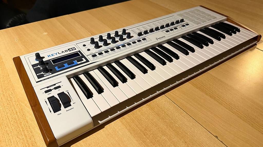 Strumenti musicali: Arturia Keylab 49 – Usato da Vétroz venduto da Benjwurg 1