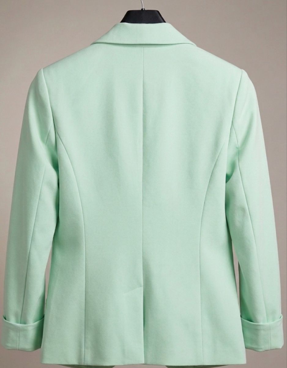 Completi & Tailleur: Blazer turquoise taille S – Usato da Villeneuve VD venduto da jxste_dani 1