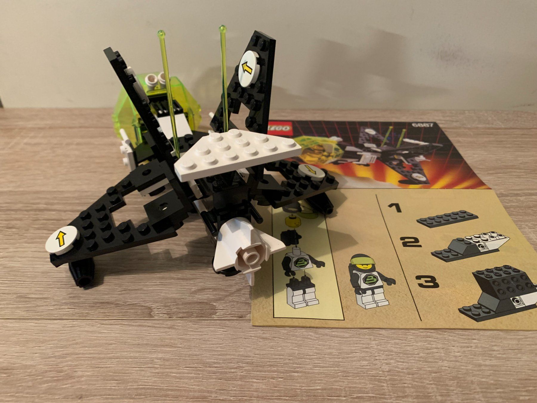 Legoland Kit di costruzioni: LEGO Space 6887 Allied Avenger – Usato da Basel venduto da Don-Angel 1